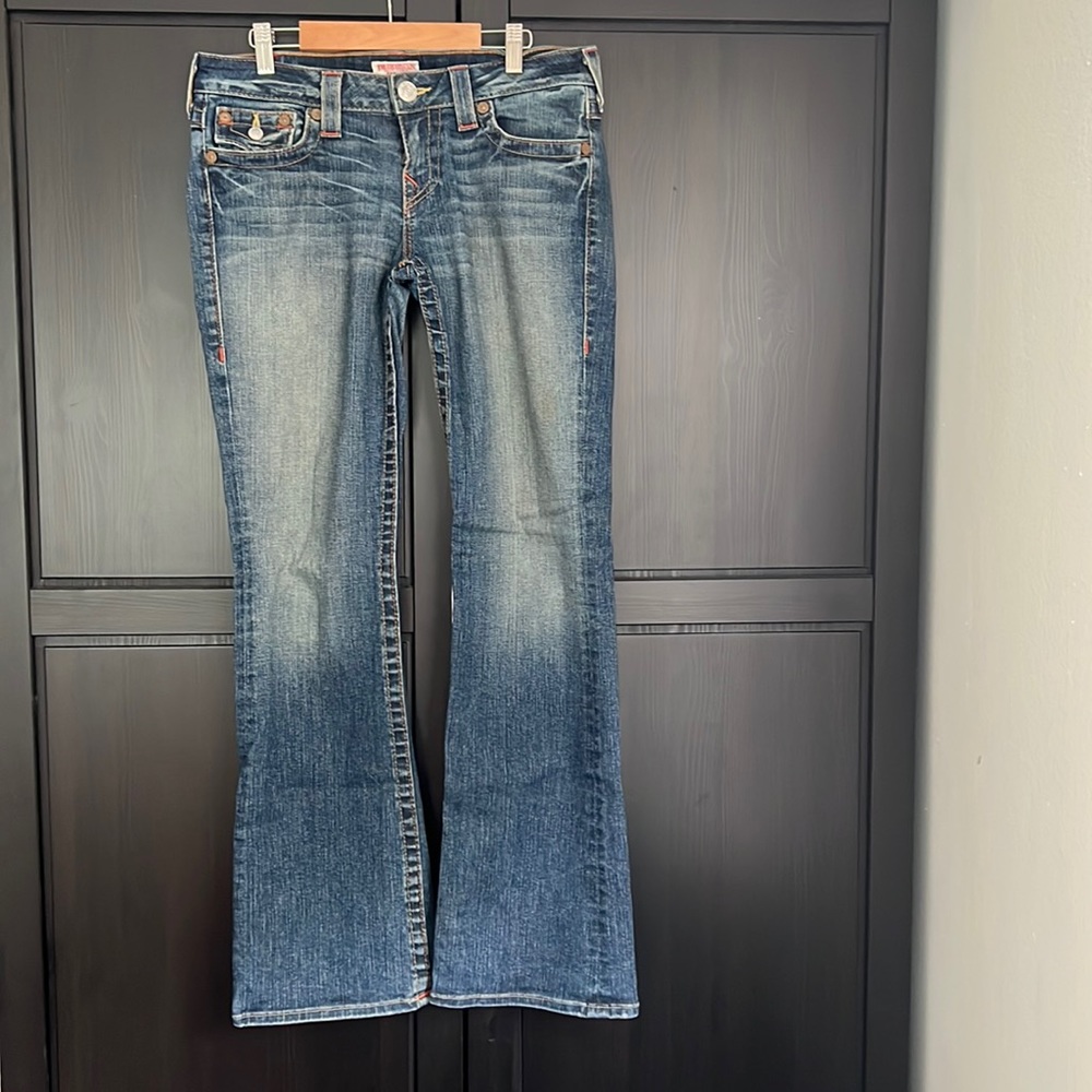 True Religion jeans boot cut flared size 28 low rise